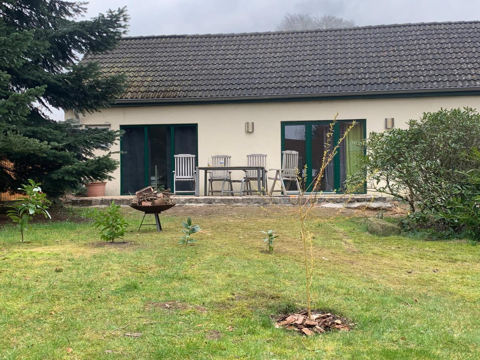 Mf Guesthouse Sukow  Екстериор снимка
